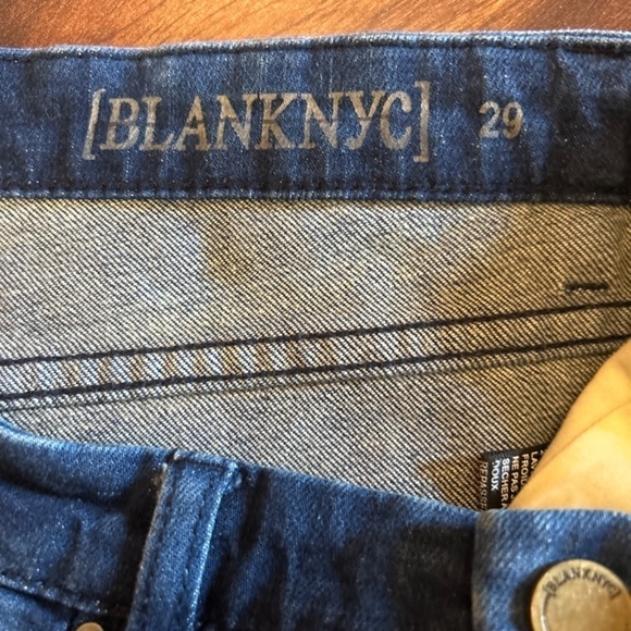 🌺SALE🌺 BLANK NYC Ripped Patchwork Jeans size 29 - Picture 3 of 8